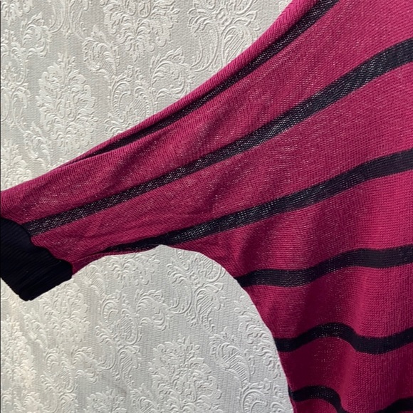 Splendid striped dolman vneck knit top - Picture 3 of 4